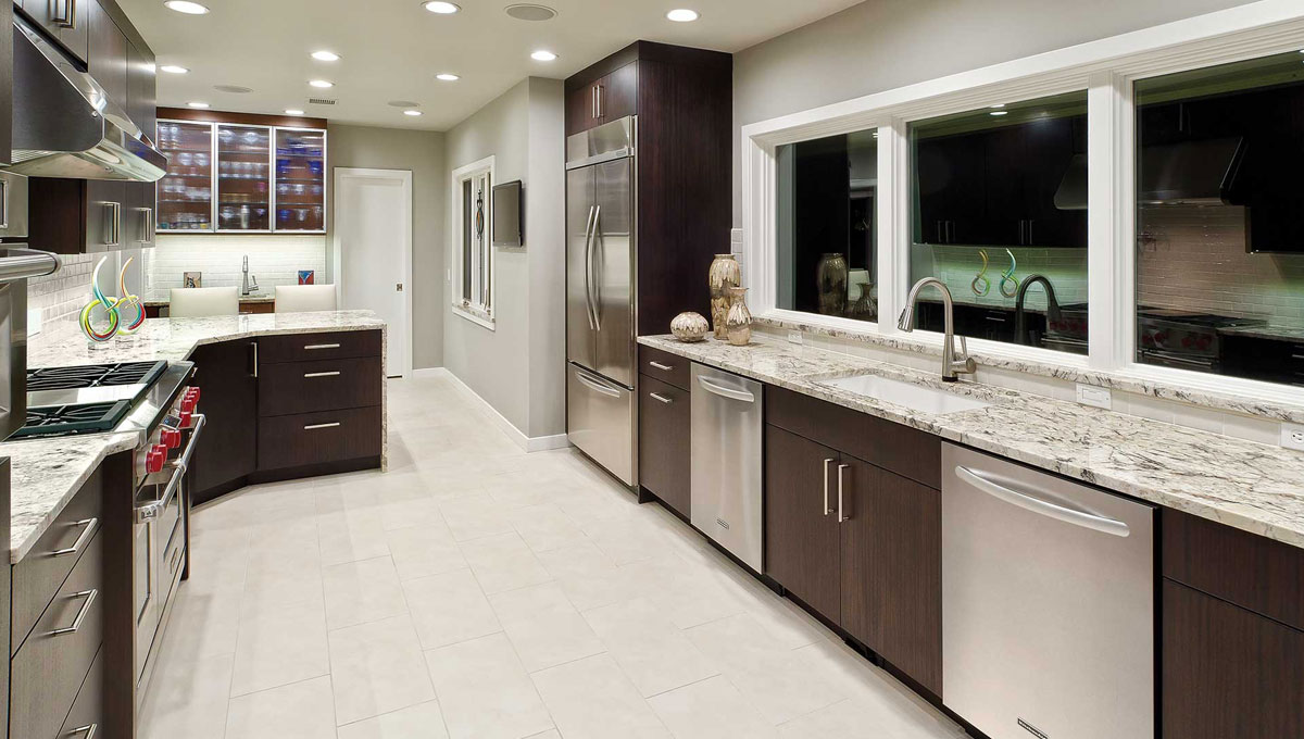 Clean and Uncluttered Modern Kitchen Modern Kitchen design buid project