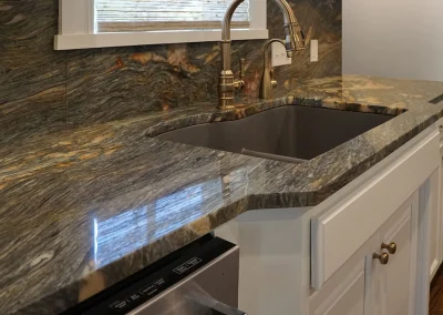 flowing backsplash