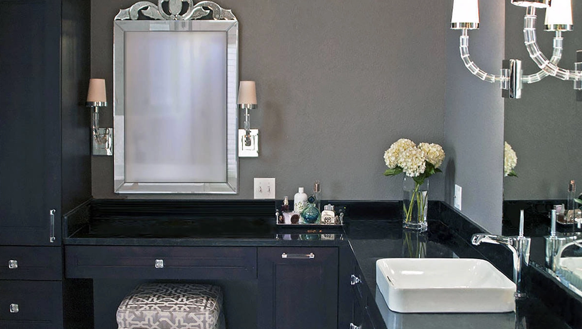 Lady's vanity ladys vanity 1
