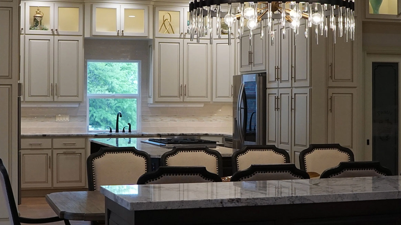 Open plan luxurious kitchen 01 coweta kitchen