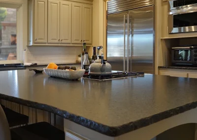 chisled edge kitchen island counter