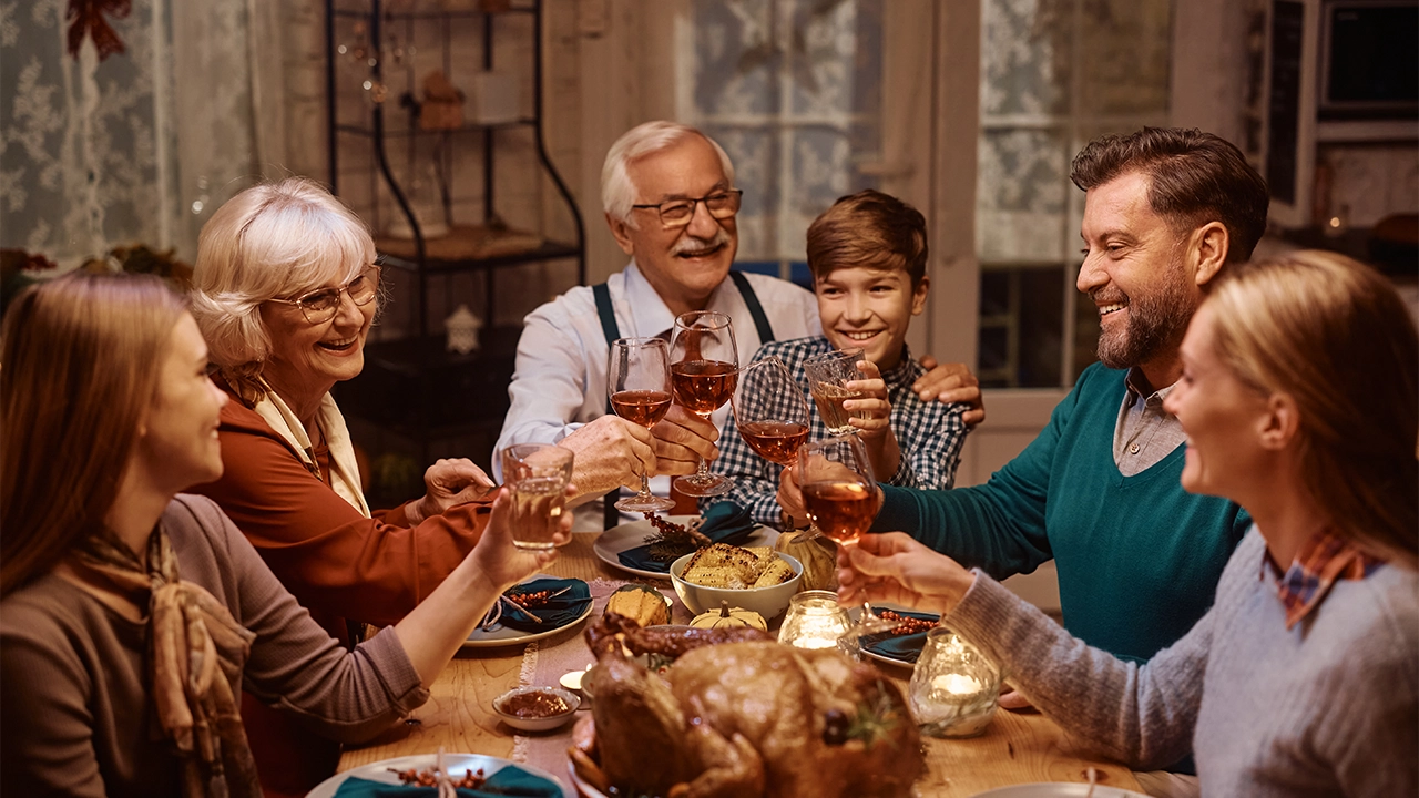 Tulsa Thanksgiving Traditions: How to Prepare for a Memorable Holiday at Home 1 thanksgiving dinner